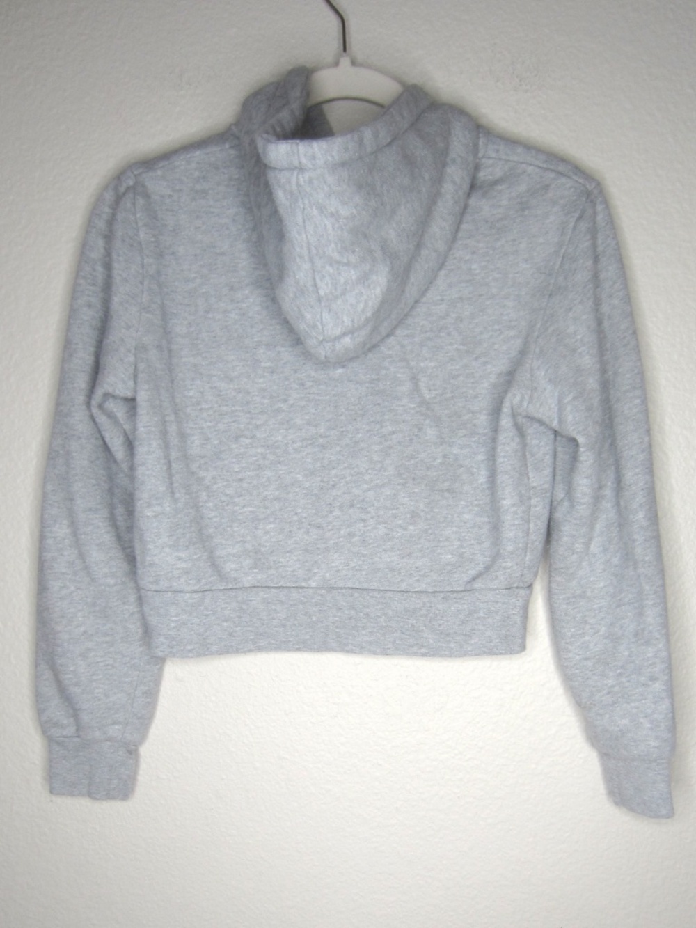 Brandy Melville| Grey Zip Up Cropped Hoodie - Picture 4 of 5